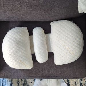 Babybub maternity pillow
